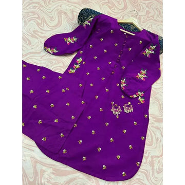 Purple Floral Embroidered Kurti and Flapper Set for Women