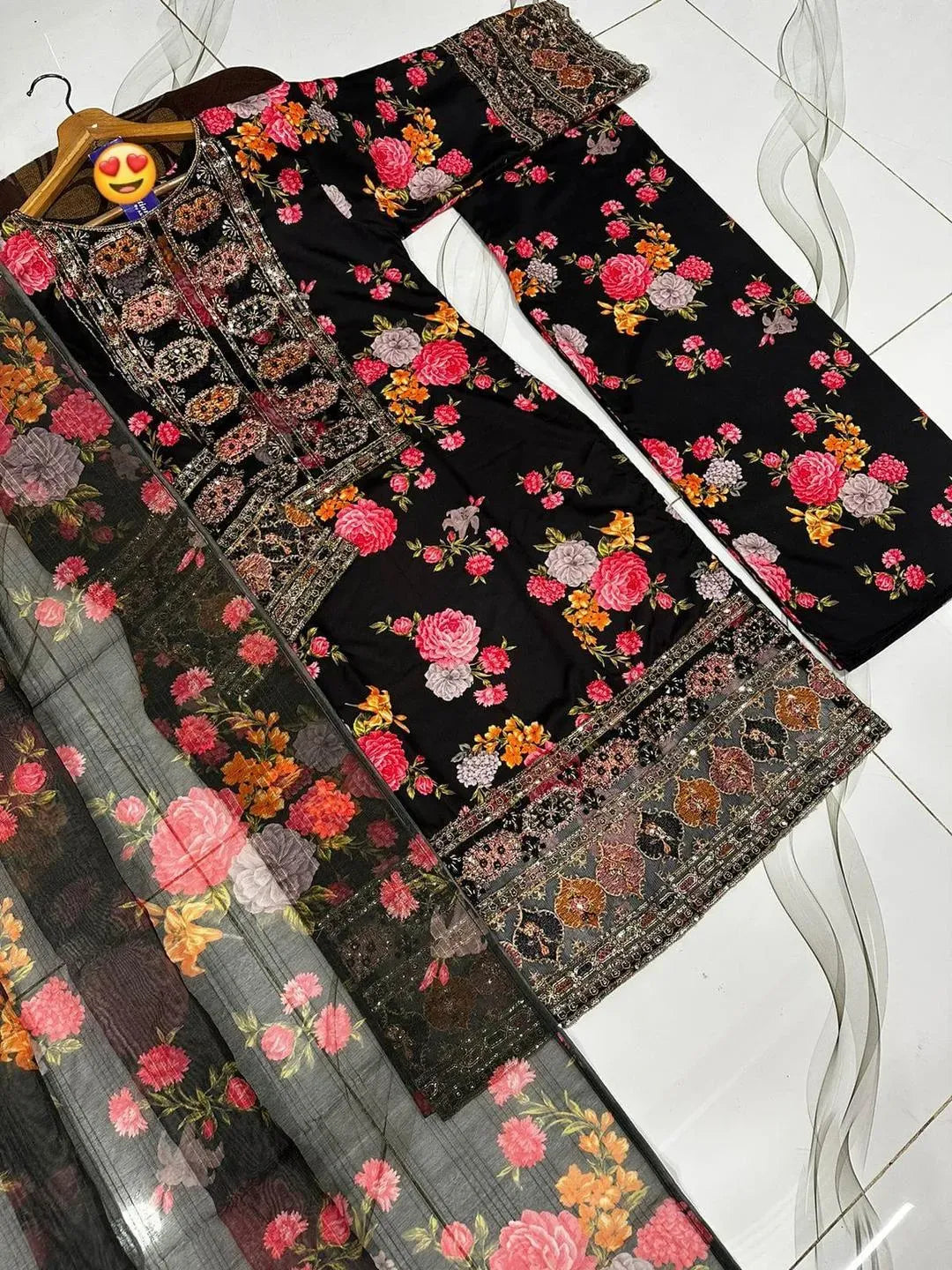 Anheela Printed 3Pcs Embroidered Neck Sleeve Duppata Set